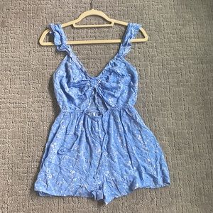 Super cute size s forever 21 romper, very